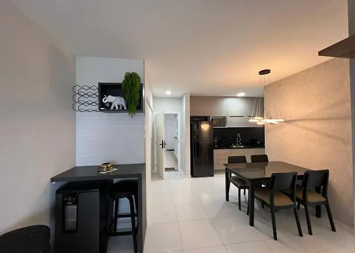 Apartamento em Riviera de São Lourenço Bertioga